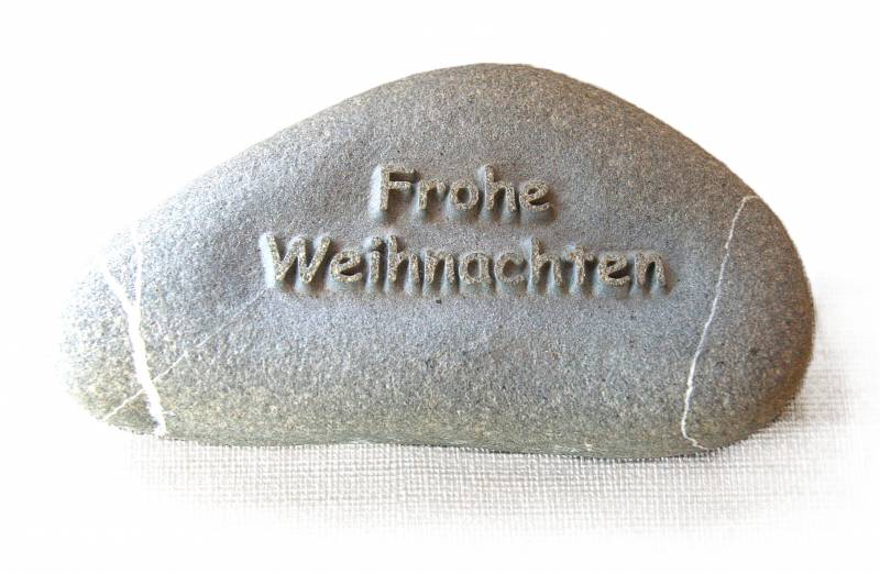 Kieselstein groß "Frohe Weihnachten"