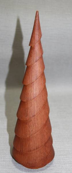 Tannenbaum in Holzoptik, mittelbraun, Querstruktur, von Jolipa Mod. 6418